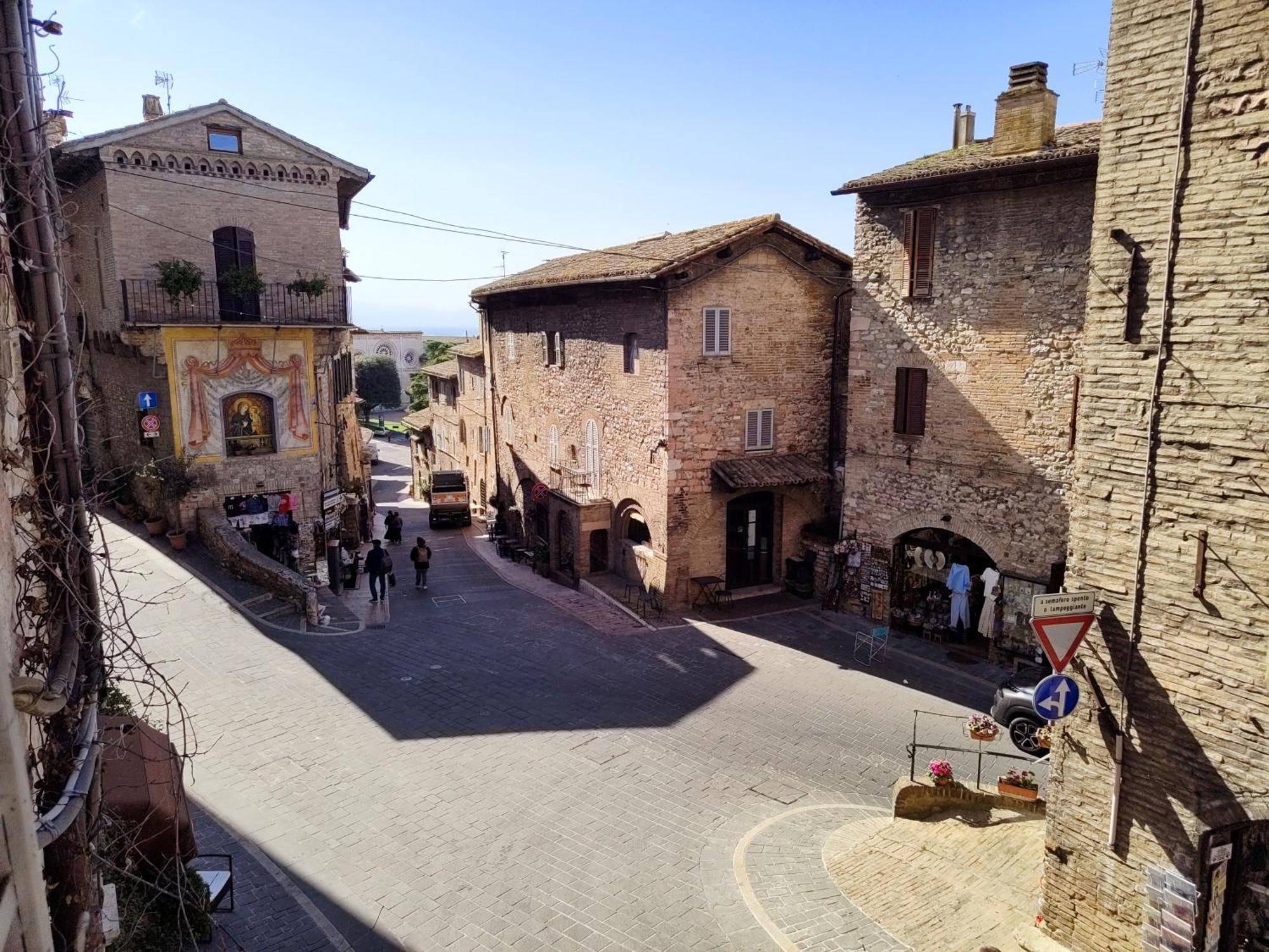 All'Ombra Di San Francesco - Myassisisuite, I Dettagli Che Fanno La Differenza - Centralissimo - A 110 Mt Dalla Basilica Assisi Exterior foto
